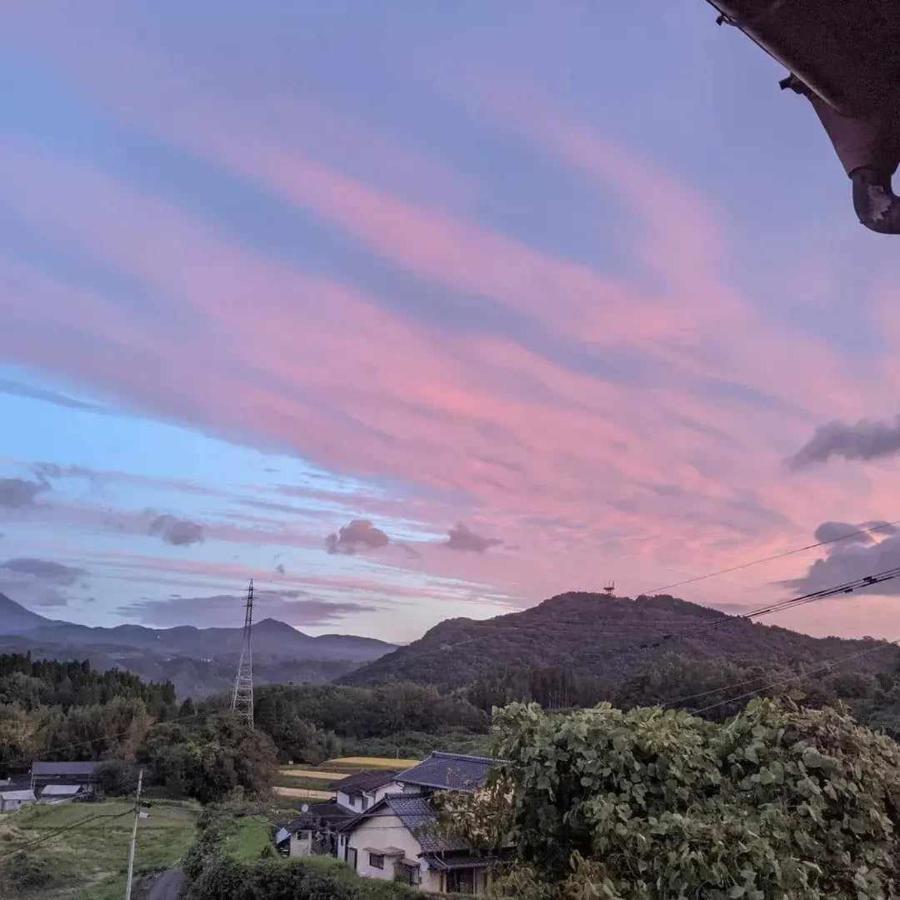 天空cafe寿ぐ Villa Yufu Bagian luar foto